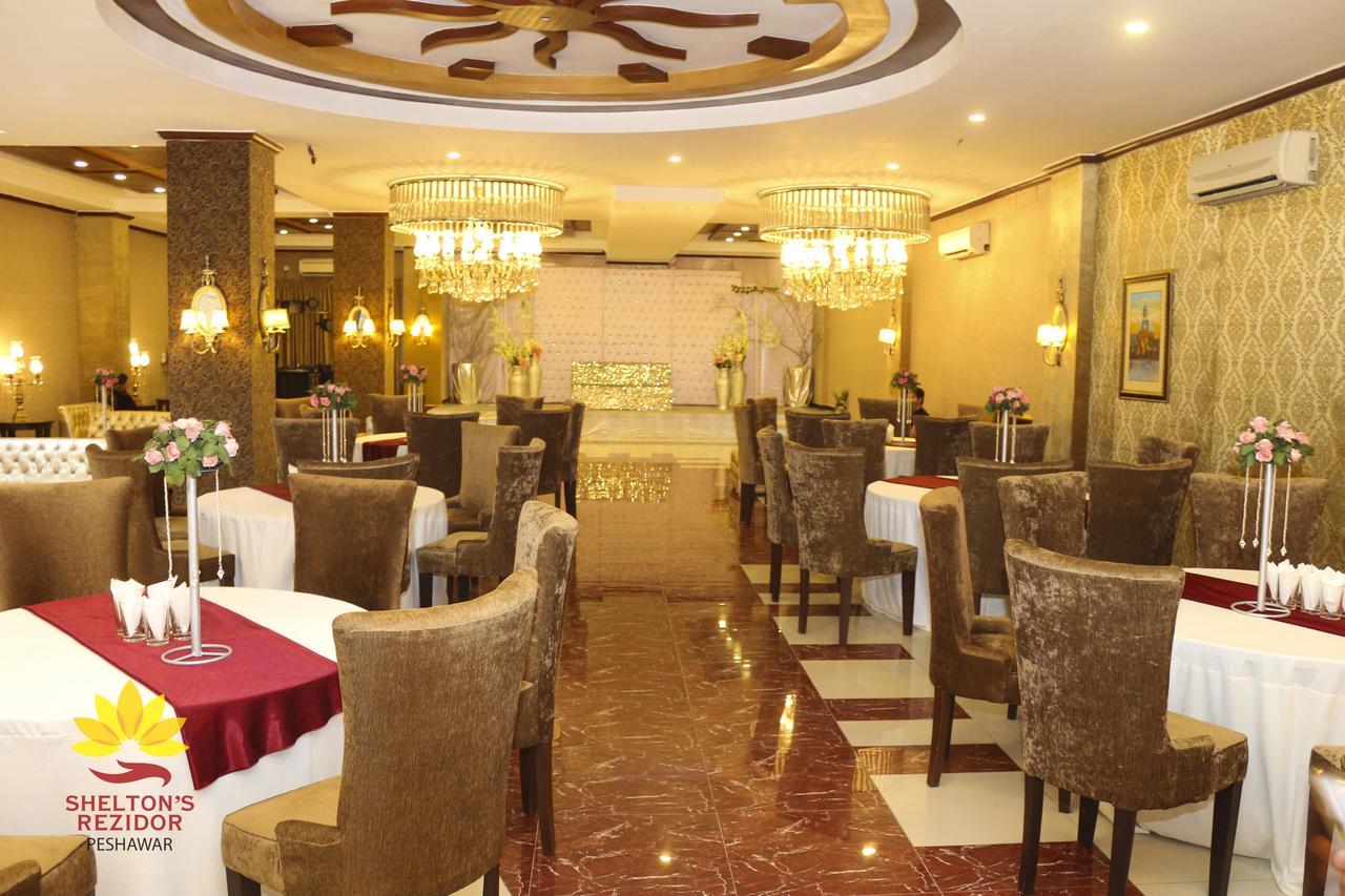 Shelton's Rezidor Hotel Peshawar Buitenkant foto