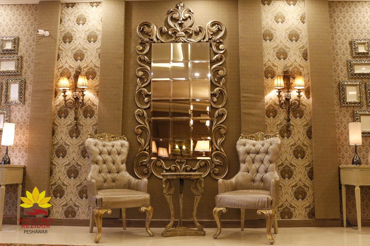 Shelton's Rezidor Hotel Peshawar Buitenkant foto